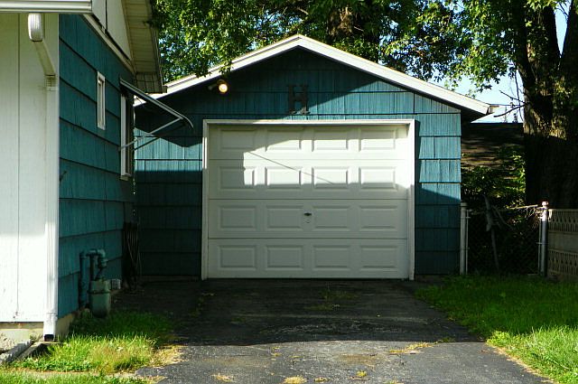 2nd image of 374 Whitmore Ave