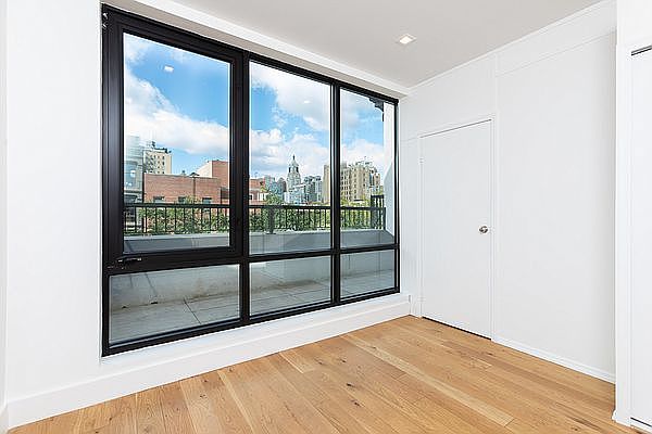 1st image of 174 1st Ave APT 4