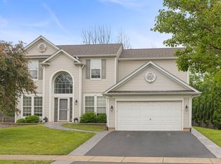 171 Holly St, Bolingbrook, IL 60490