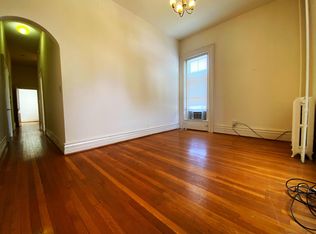 204 E Frederick St APT 20, Staunton, VA 24401