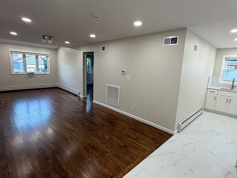 501 Taylor Ave #1 — Photo 5