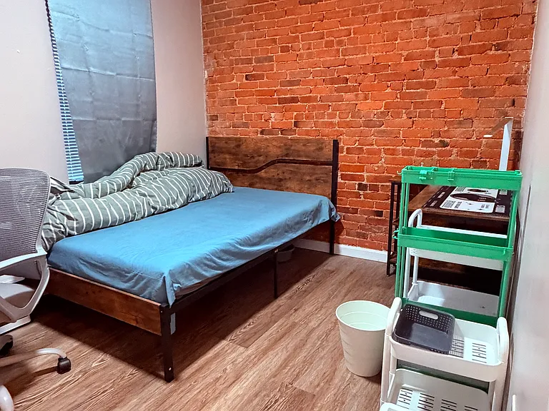 65 Hemenway St #6 — Photo 9