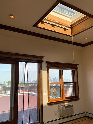 Rented by Compass | media 43