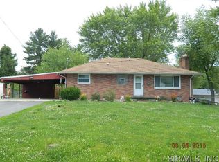 366 Ridgeway Ave, Cottage Hills, IL 62018