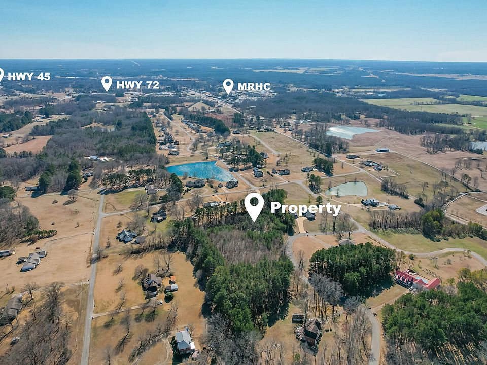 2nd image of E Mount View Dr