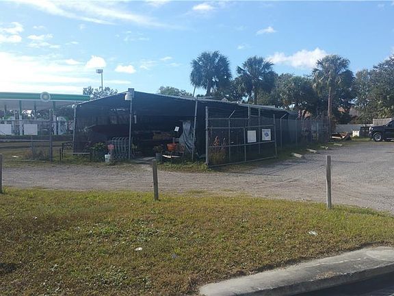 4th image of 8806 W Flora St