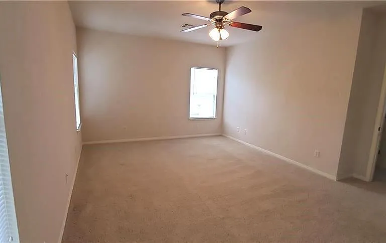 1176 Bedford St #A — Photo 12