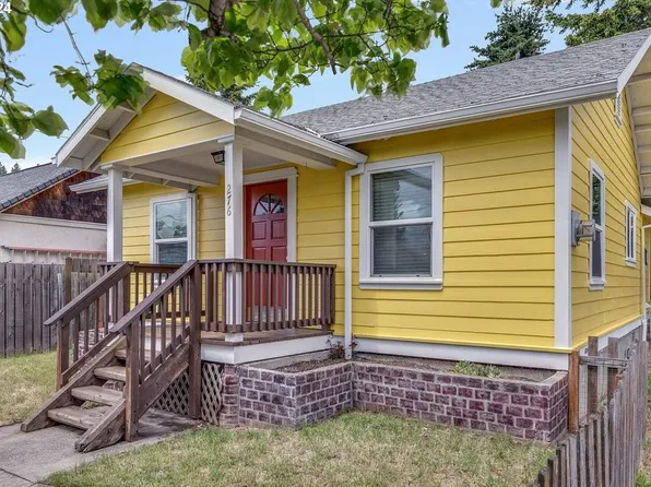 276 NE Columbia St, White Salmon, WA 98672