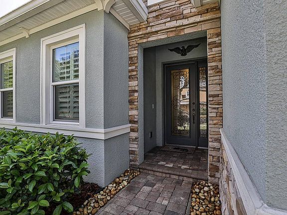 3rd image of 802 Victoria Hills Dr S