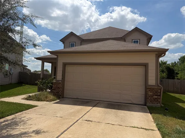 17275 Quiet Song Ct, Richmond, TX 77407