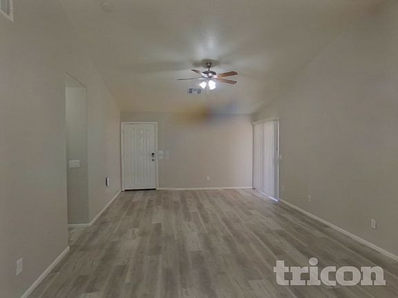 3rd image of 21854 N Braden Rd