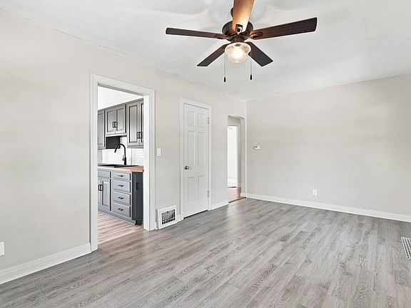 5th image of 3714 12th St