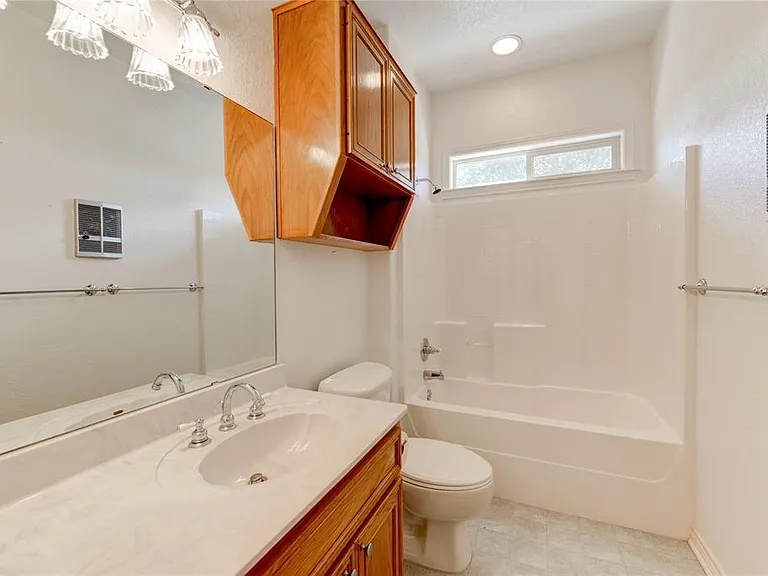 2300 County Road 302 — Photo 15