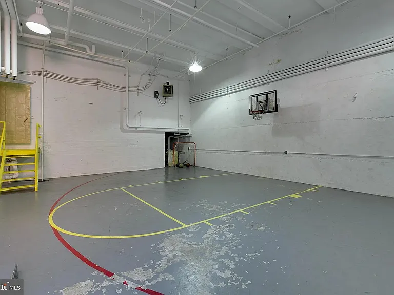 1211 Light St #T6 — Photo 4