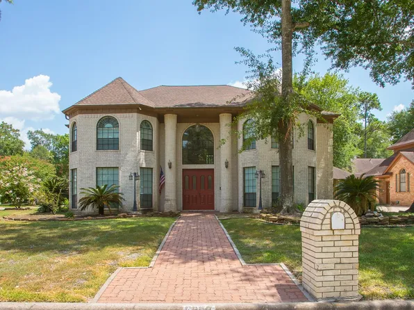 6803 Walton Heath Dr, Houston, TX 77069
