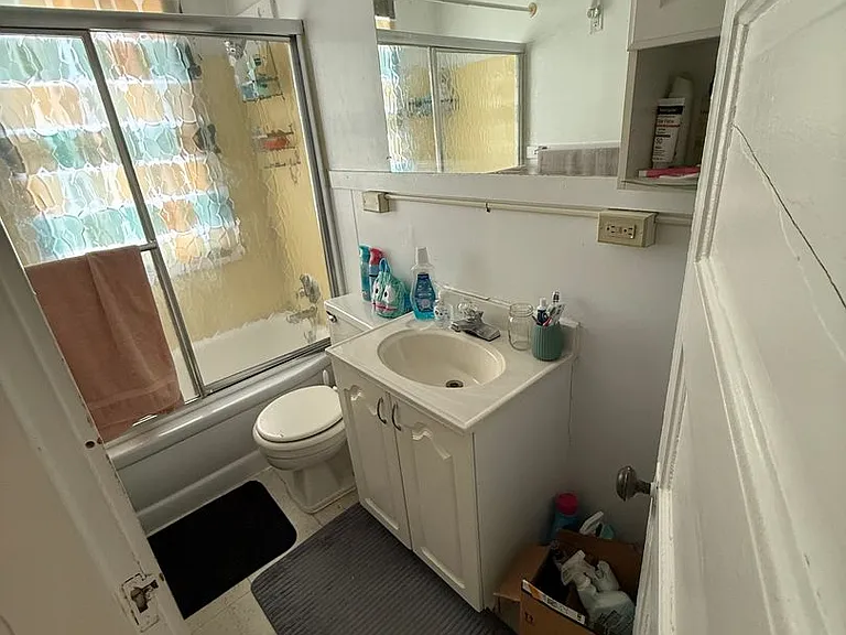 829 Kearney St — Photo 5