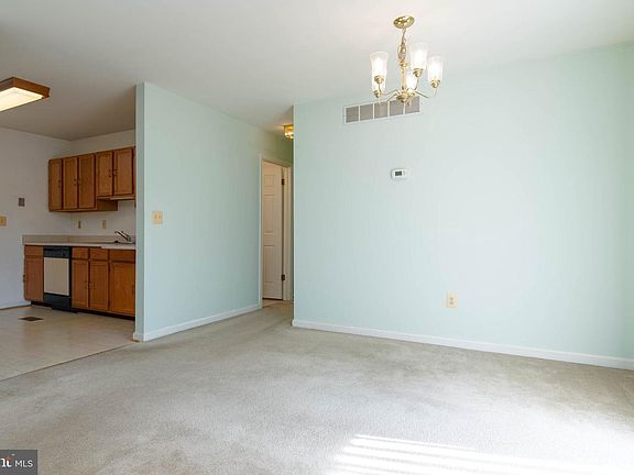 5th image of 7707 Norfolk Rd