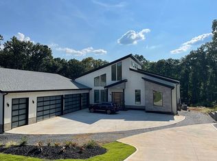 1052 Ardmore Trl, Hoschton, GA 30548