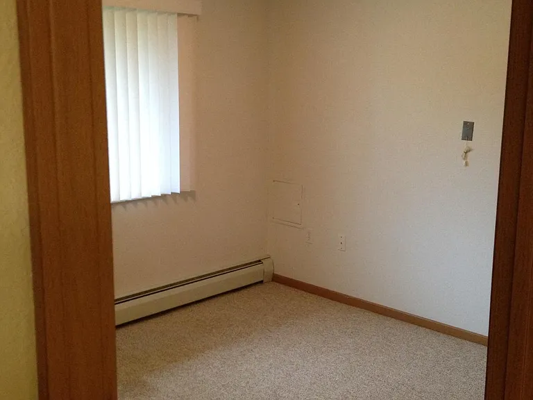 205 Airview Dr — Photo 12