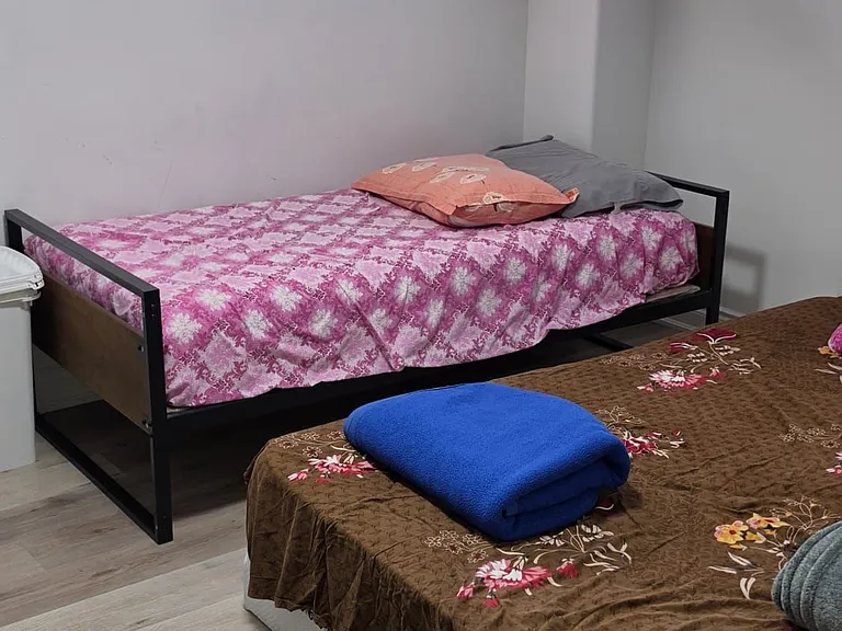 14 Lady Evelyn Cres #BASEMENT — Photo 9