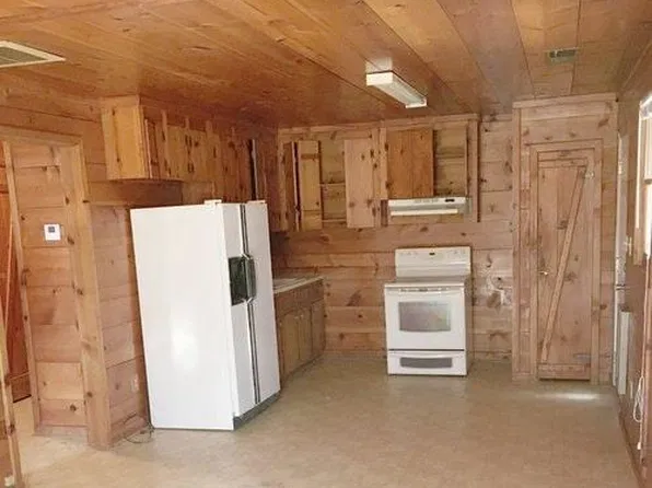 242 Spring Branch Rd, Danielsville, GA 30633