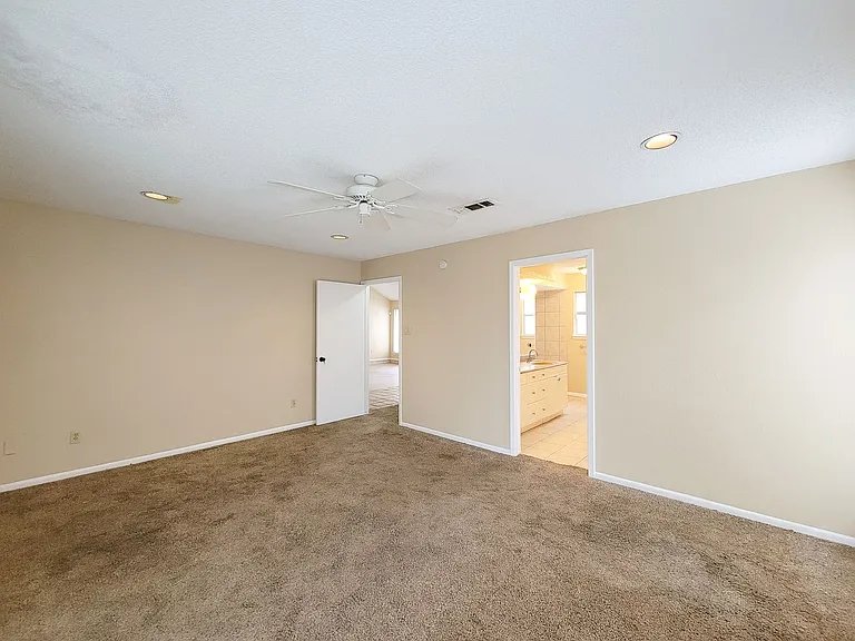 2710 Quail Creek Dr — Photo 29