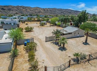 2241 E Desert Ln, Phoenix, AZ 85042