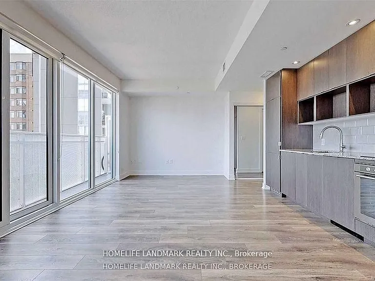 89 McGill St #1305 — Photo 22
