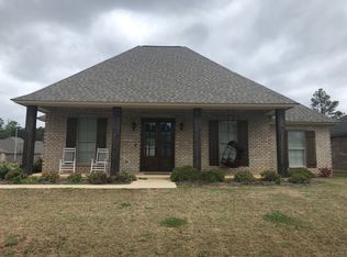 122 Oak Alley Dr, Ruston, LA 71270