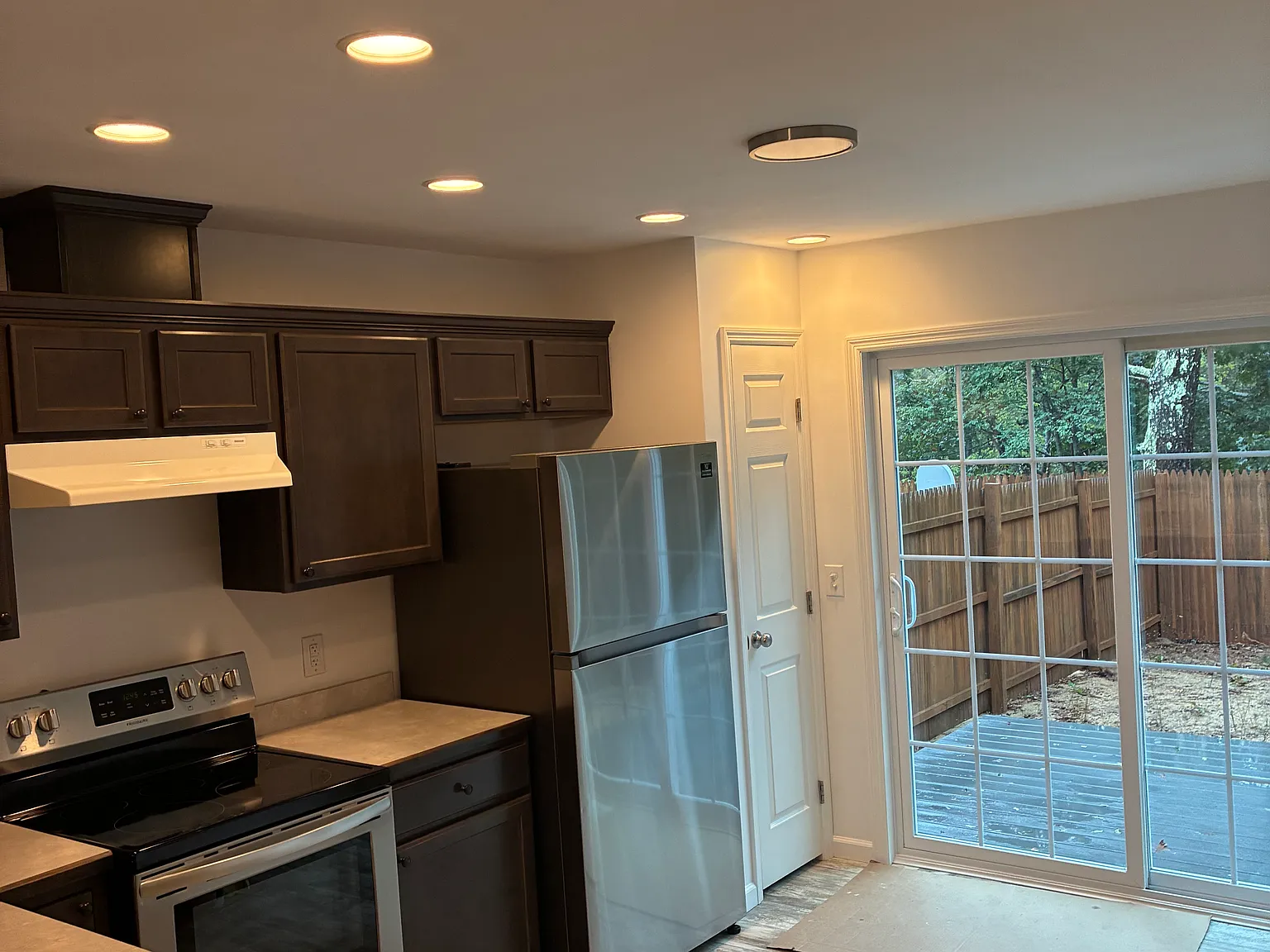 2 bed, $2,300 — Photo 1