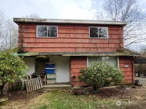 8121 E Waller Road, Tacoma, WA 98443