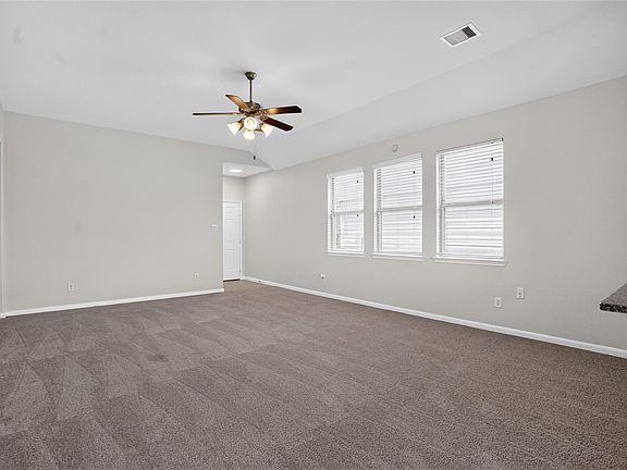 5th image of 2411 Cactus Bend Dr