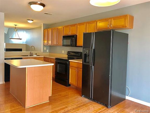 3rd image of 1431 Ashford Ct #1