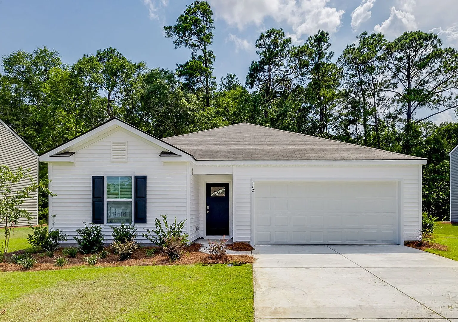 Nearly New 3-Bedroom Home in Longleaf Village — Photo 1