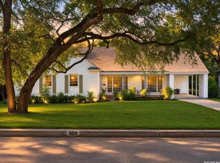 908 Garraty Rd, Terrell Hills, TX 78209