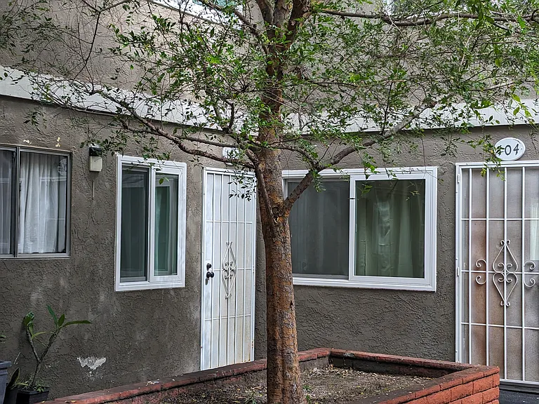 725 Coronado Ave #102 — Photo 20