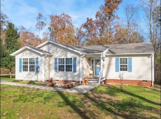 107 Celestial Ct, Scottsville, VA 24590