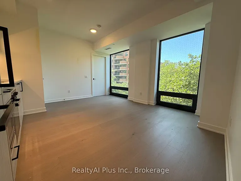 91 Montclair Ave #606 — Photo 4