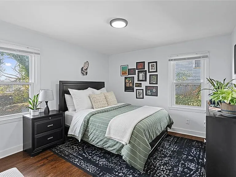 3418 Louise St — Photo 13