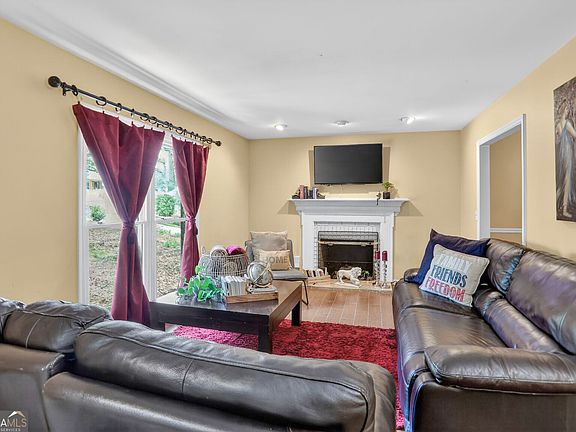 5th image of 6431 Wright Rd
