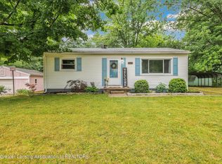 323 E Valley Ct, Mason, MI