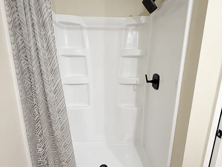 HALL SHOWER
