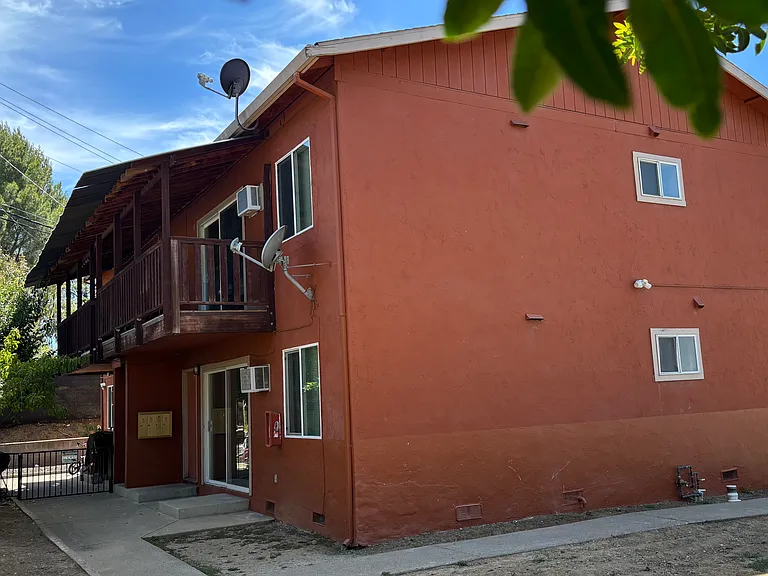 226 Arana Dr #A — Photo 10