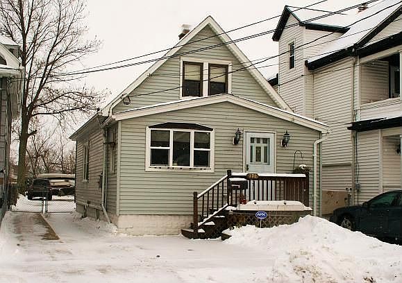 1st image of 171 Roswell Ave
