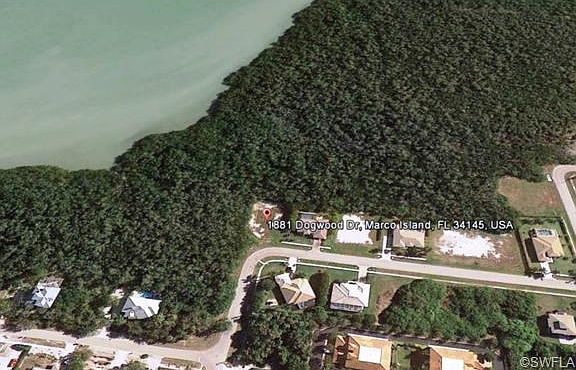 3rd image of 1881 Dogwood Dr