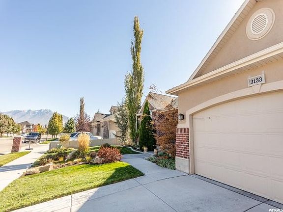 3rd image of 3133 W Desert Rose Dr