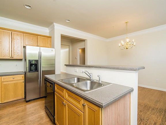 4th image of 1755 Highlands View Dr SE #30