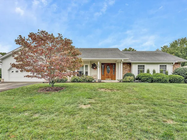1909 Old Mill Dr, Salem, VA 24153