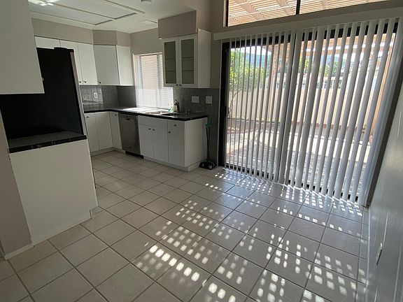 Kitchen / dining area and back patio door