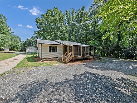 2nd image of 400 Wyldewoode Dr